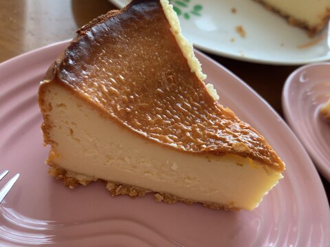 ずっしり&しっとり濃厚♫ベイクドチーズケーキ